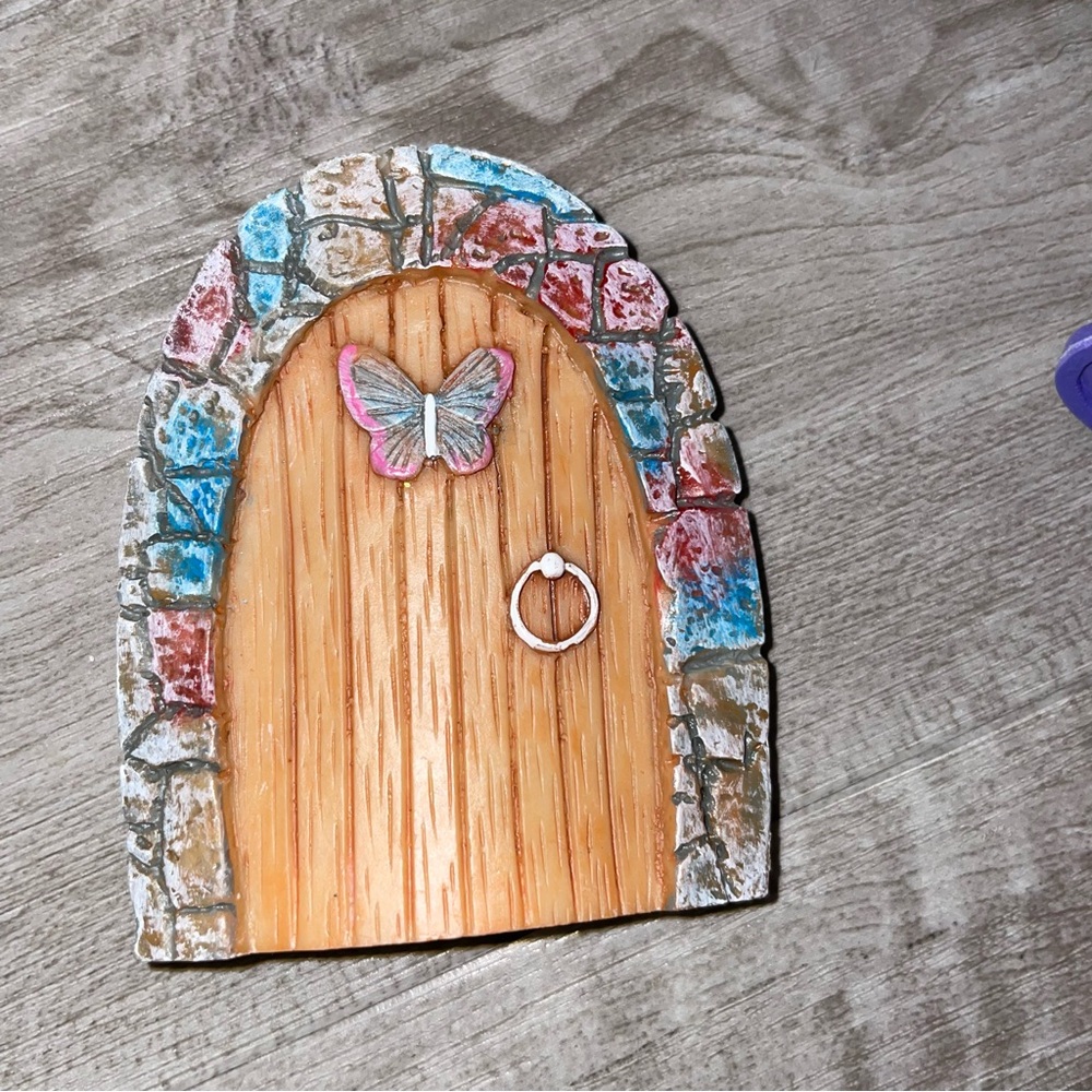 Alice in Wonderland cake decorations - Picture 4 of 6